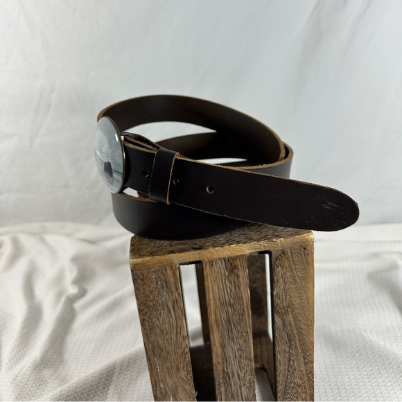 Genuine vintage round enamel belt buckle with tree ocean view leather belt  42 - Picture 8 of 12